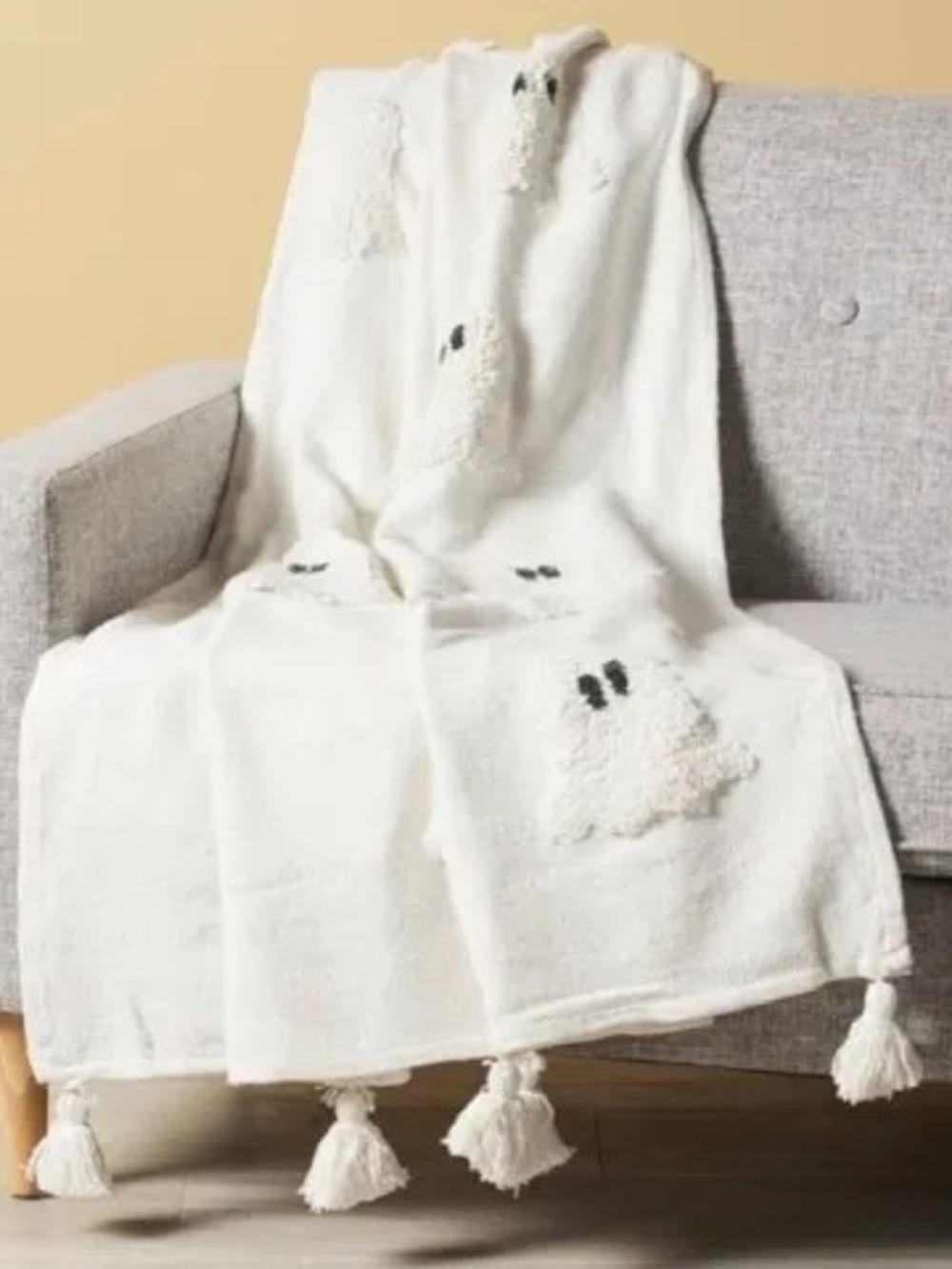 NWT Rachel Zoe Cream Ghost Tassel Throw Blanket